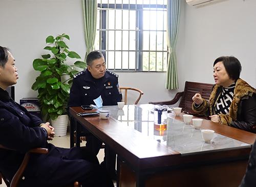 ��ǿ�������������Ǿ����ϵ